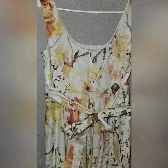 Maurices Women's Sundress White‎ with Floral Pattern Belt Zipper Size Medium - Picture 2 of 7